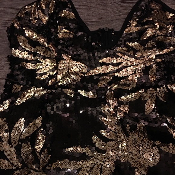 Sexy V Cut Gold Leaves Mini Sequin Dress - Picture 8 of 8